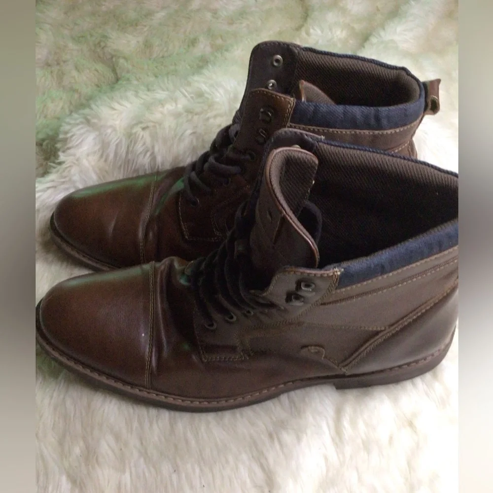 BROWN BOOT FOR MAN 13 MED
